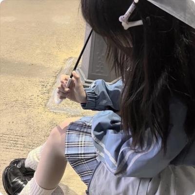 恶邻布局海报